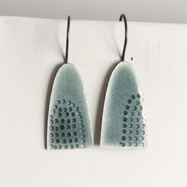 new pointy arch earrings